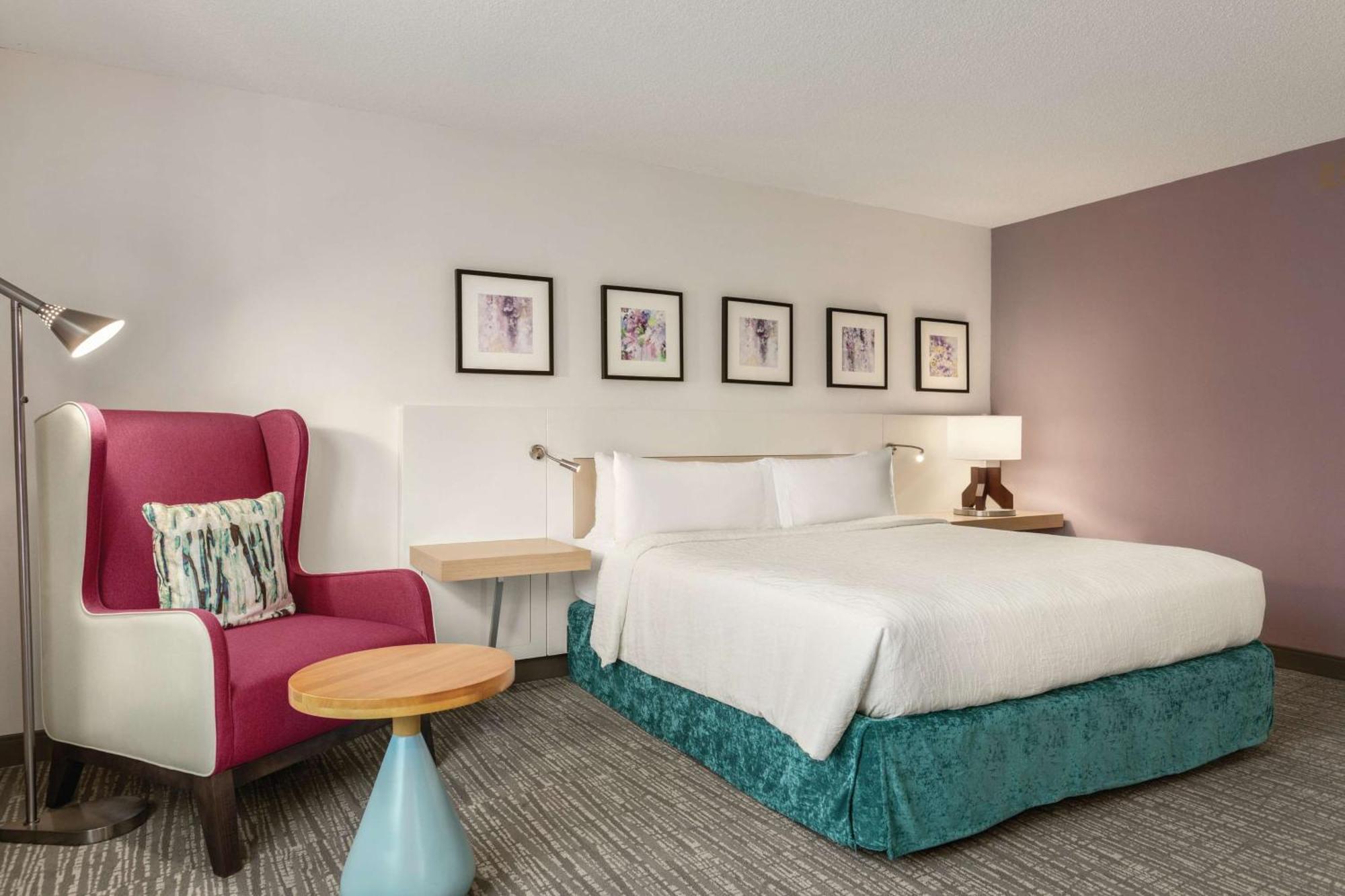 Hilton Garden Inn Bridgewater Bagian luar foto