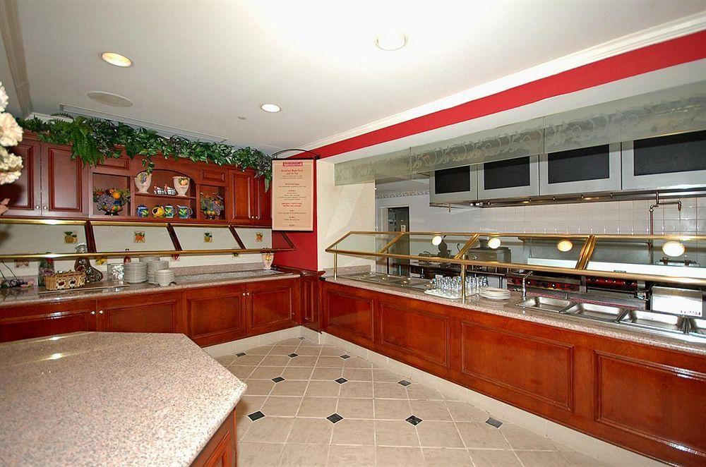 Hilton Garden Inn Bridgewater Bagian luar foto